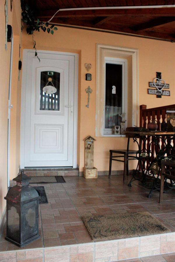 Ani Vendeghaz Egerszalok Apartment ภายนอก รูปภาพ